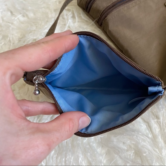 Baggallini Brown Crossbody Bag & Matching Wristlet - Picture 12 of 16